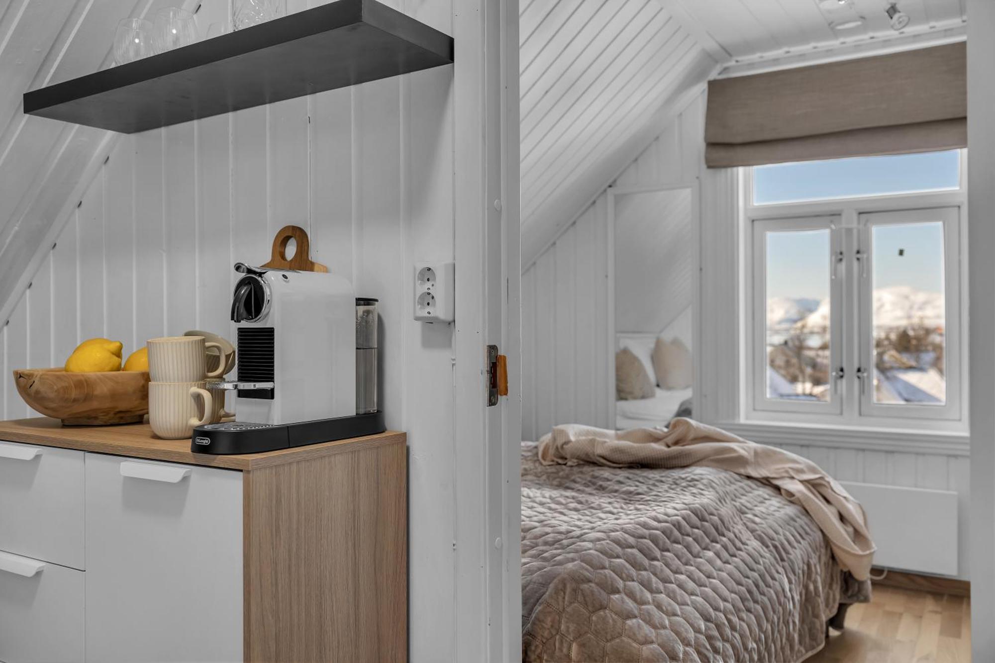 Cozy Central Loft Apartment With Amazing View Tromso Luaran gambar